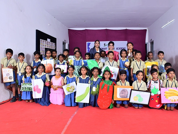 Joyful participants & teachers gathered for a group photo at English Fest 2025 at SBVR School, Avadi.